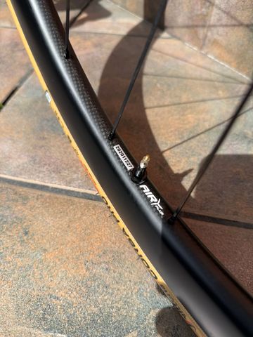 Brugt Orbea Orca Shimano Dura Ace 2025 Road & Gravel — billede 8 af 33