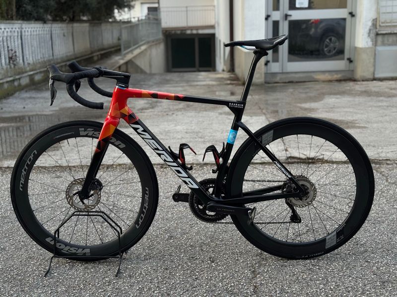 Merida Scultura Shimano Ultegra Di2 2023 Road & Gravel de segunda mano, Negro — imagen 3 de 10