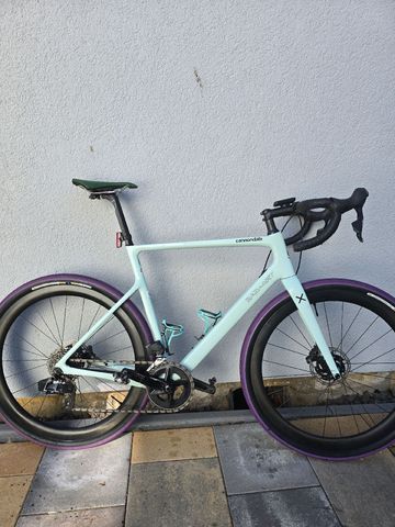 Cannondale SuperSix EVO SRAM Rival eTap AXS 2022 Road & Gravel d'occasion