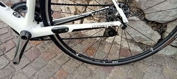 Used Trek Madone Shimano Dura Ace Di2 2012 Road & Gravel, White — image 8 of 8