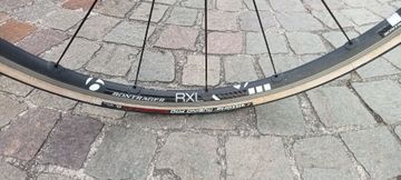 Used Trek Madone Shimano Dura Ace Di2 2012 Road & Gravel, White — image 7 of 8