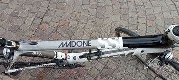 Used Trek Madone Shimano Dura Ace Di2 2012 Road & Gravel, White — image 2 of 8