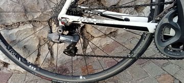 Used Trek Madone Shimano Dura Ace Di2 2012 Road & Gravel, White — image 5 of 8