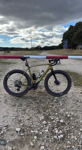 Trek, Checkpoint+ SL SRAM Force