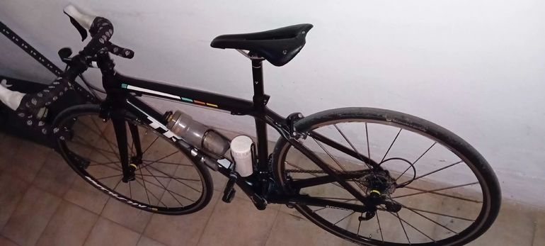Used Trek Émonda S 5 2016 2016 Road & Gravel, Black — image 2 of 3