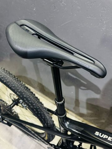 Used Treck supercaliber 9.8 Custom SRAM GX Eagle AXS 2025 Mountainbike, Black — image 5 of 9