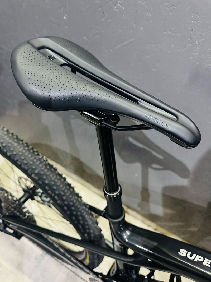 Used Treck supercaliber 9.8 Custom SRAM GX Eagle AXS 2025 Mountainbike, Black — image 5 of 9