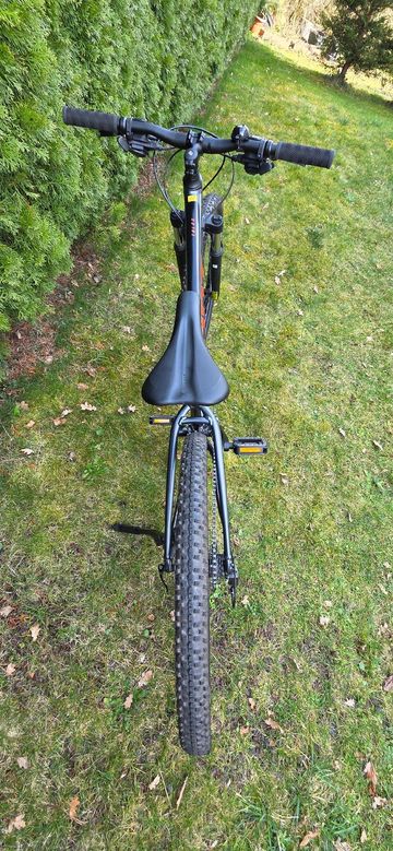 Käytetty Giant Talon 3 2022 2022 Mountainbike — kuva 7 / 17