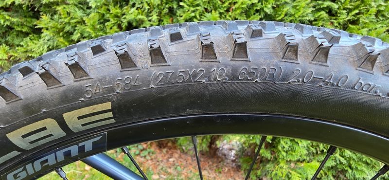 Käytetty Giant Talon 3 2022 2022 Mountainbike — kuva 17 / 17