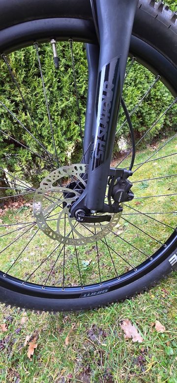 Käytetty Giant Talon 3 2022 2022 Mountainbike — kuva 16 / 17