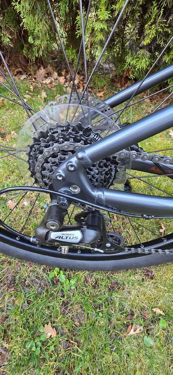 Used Giant Talon 3 2022 2022 Mountainbike, Black, 27.5 (650B) — image 6 of 17