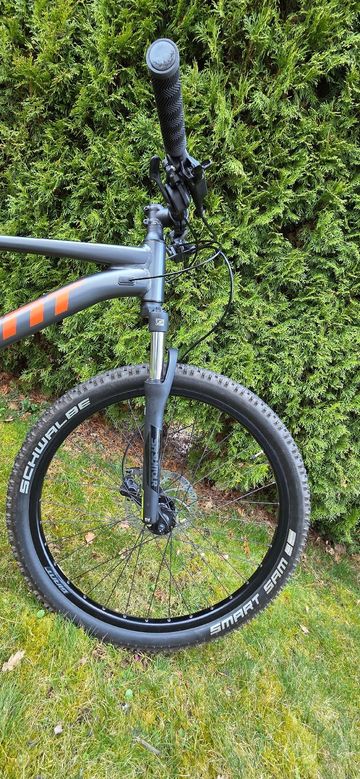 Käytetty Giant Talon 3 2022 2022 Mountainbike — kuva 11 / 17