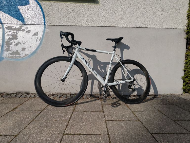Used Canyon Ultimate AL 2013 Road & Gravel, Weiß — image 1 of 12