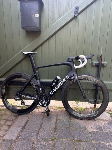 Used Specialized S Works Custom Shimano Dura Ace Di2 2018 Road & Gravel, Black — image 3 of 5