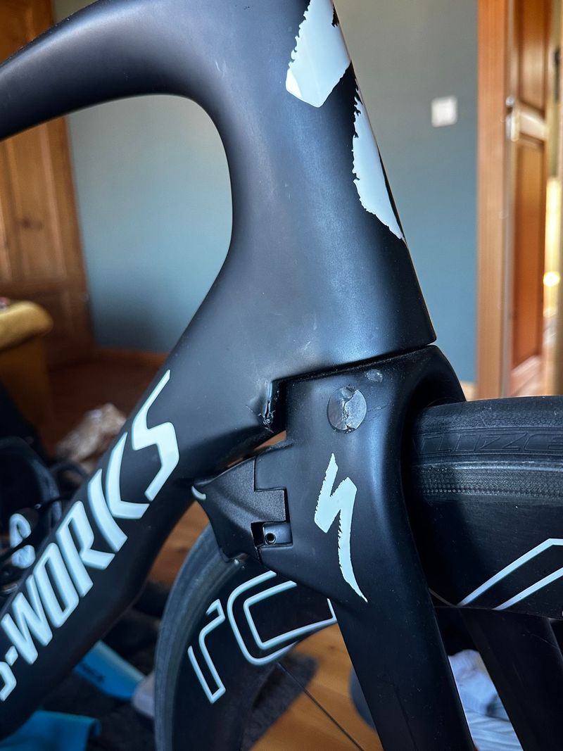 Used Specialized S Works Custom Shimano Dura Ace Di2 2018 Road & Gravel, Black — image 4 of 5