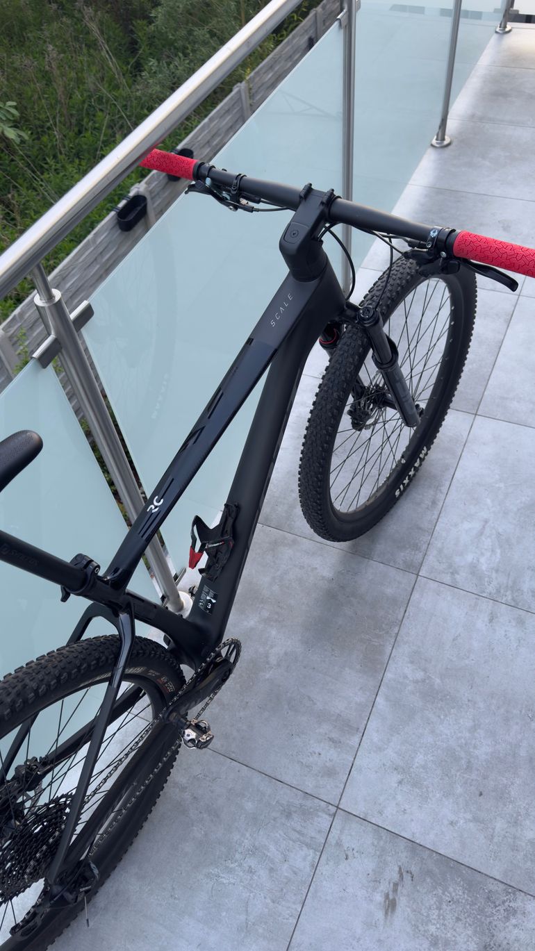 Gebrauchtes Scott Scale RC Comp 2025 2025 Mountainbike, Schwarz, 29 — Bild 3 von 7