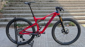 Gebrauchtes Orbea OIZ M10 2020 2020 Mountainbike, Rot, 29 — Bild 1 von 26