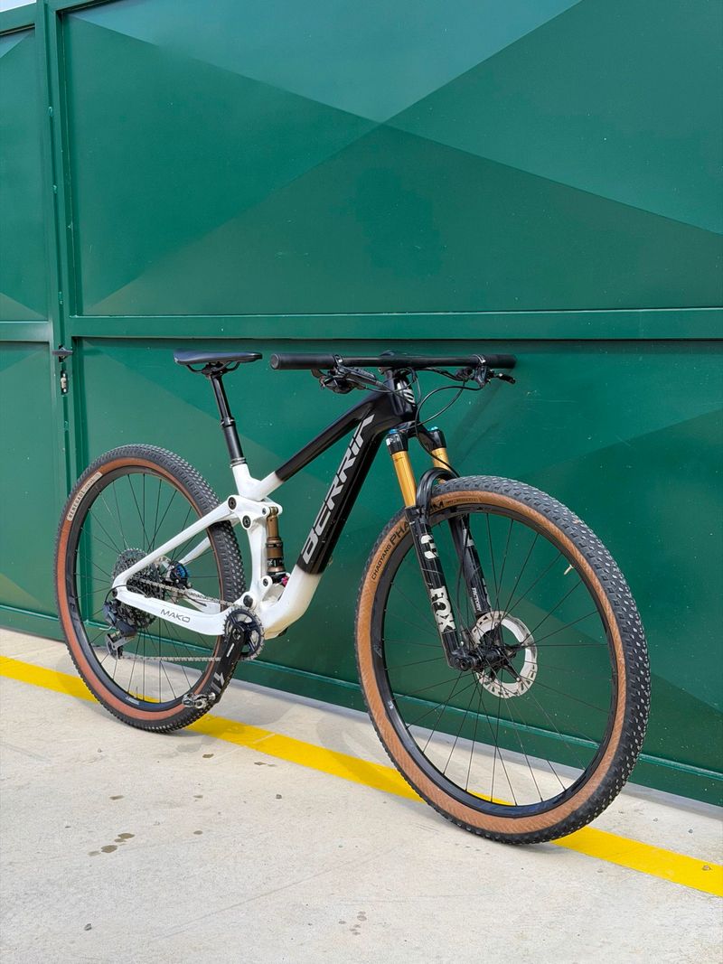 Used Berria Mako SRAM GX 2022 Mountainbike, Black — image 5 of 17