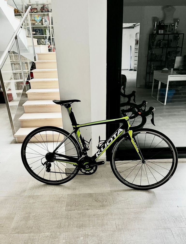 Used Kuota Kryon Ultegra AEROROAD CF 2017 Road & Gravel — image 3 of 4