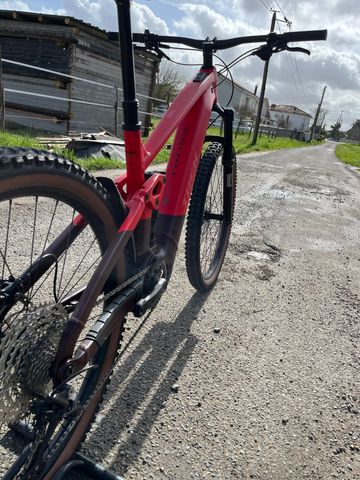 Trek Rail+ 5 Gen 5 2026 2026 Mountainbike usato, Rosso — immagine 2 di 4
