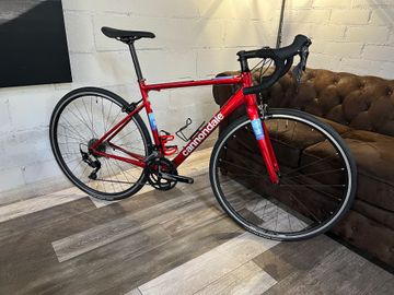 Używany Cannondale CAAD Optimo 1 2026 2026 Road & Gravel