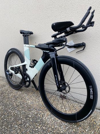 Felt, IAx SRAM Force eTap AXS