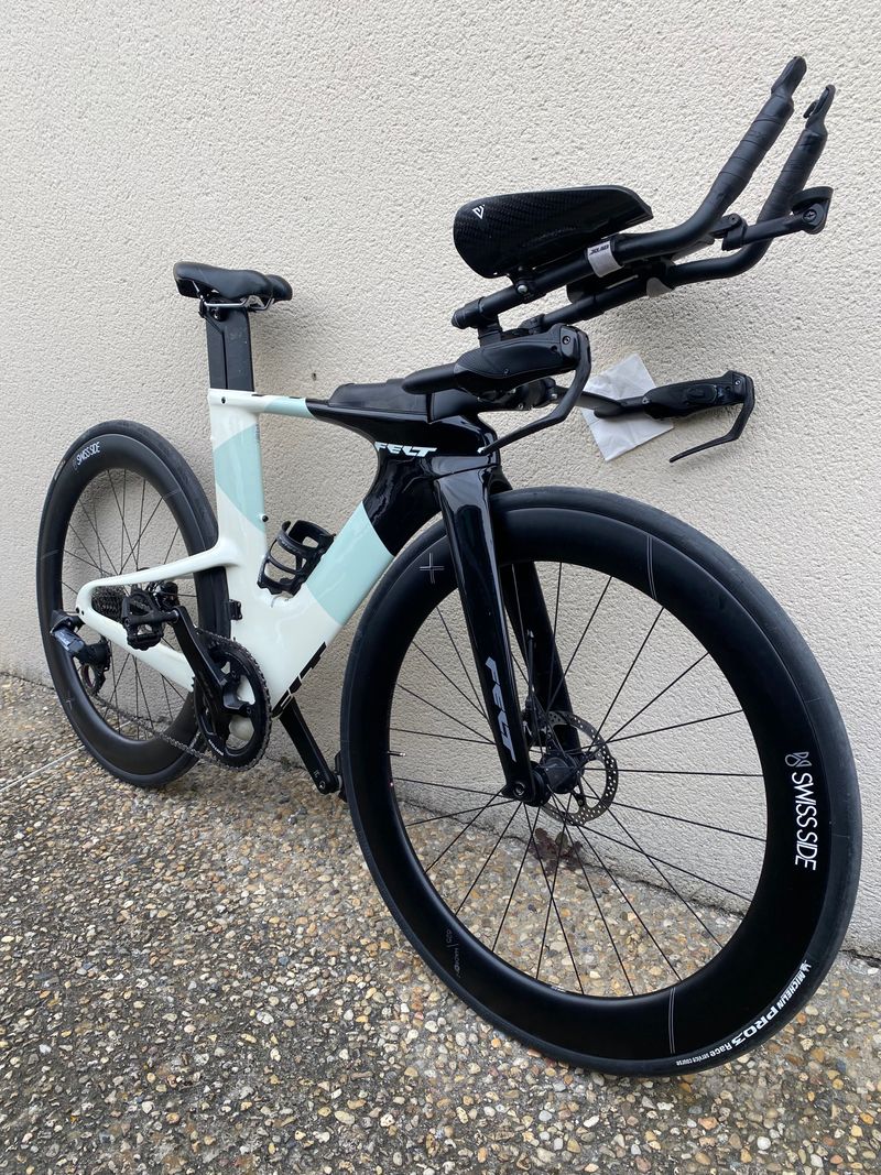 Gebrauchtes Felt IAx SRAM Force eTap AXS 2024 Road & Gravel