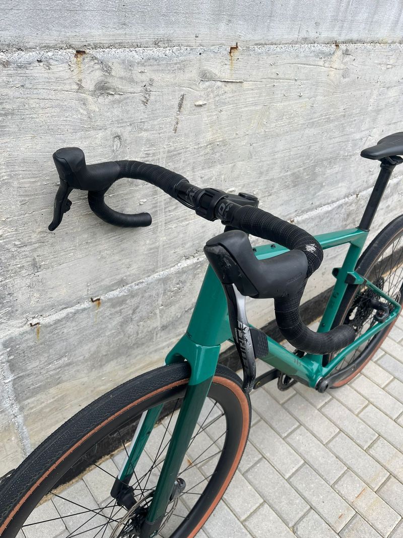 Used BMC URS 01 TWO 2021 2021 Road & Gravel, Green — image 3 of 10