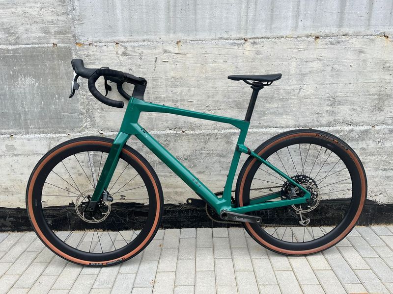 Used BMC URS 01 TWO 2021 2021 Road & Gravel, Green — image 2 of 10