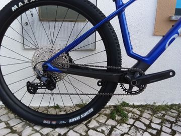 Tweedehands Orbea ALMA M50 2025 2025 Mountainbike — afbeelding 3 van 5