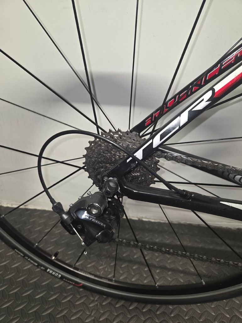 Used Giant Tcr Shimano Ultegra 2014 Road & Gravel, Schwarz — image 4 of 4