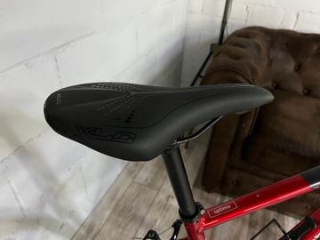 Used Cannondale CAAD Optimo 1 2026 2026 Road & Gravel, Red — image 8 of 17