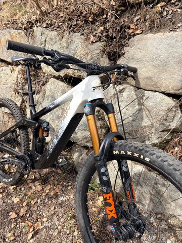 Transition Relay Shimano Deore XT 2024 Mountainbike de segunda mano, Negro — imagen 6 de 12