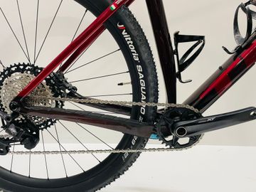 Used Trek Procaliber 9.8 2023 2023 Mountainbike, Red, 29 — image 3 of 10
