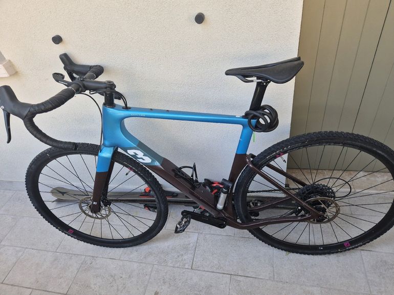 3T Exploro RaceMax Rival XPLR 1X12 650b 2023 2023 Road & Gravel de segunda mano, Azul — imagen 4 de 5