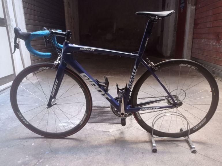 Used Giant Tcr SRAM Force 2013 Road & Gravel, Blue — image 2 of 6