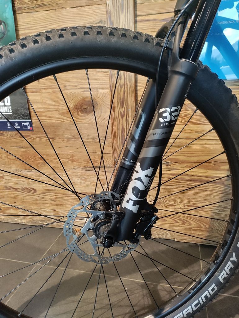 Used Cannondale F-Si Carbon 5 2021 2021 Mountainbike, Negro — image 5 of 7