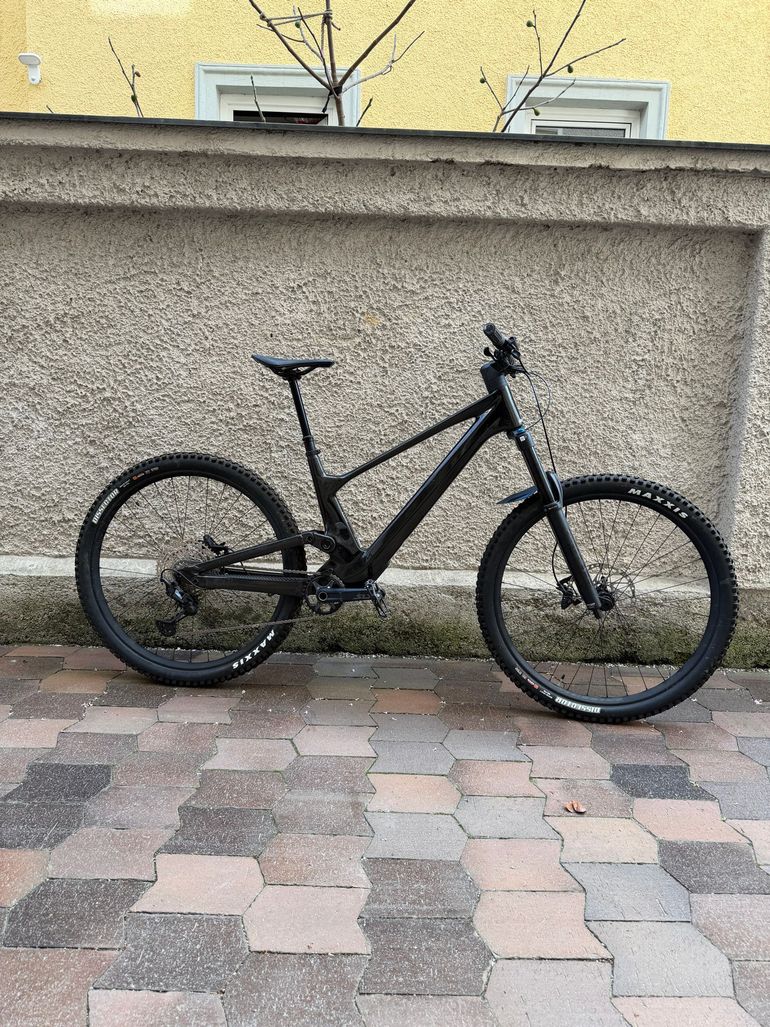 Used Scott Genius 920 2024 2024 Mountainbike, Schwarz, 29 — image 1 of 15