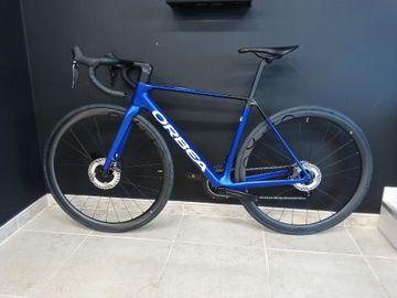 Orbea ORCA M20iTEAM 2026 2026 Road & Gravel usato, Blu — immagine 2 di 8