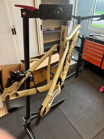 Used BMC Speedfox AL ONE 2022 Frameset 2022 Mountainbike, Orange, 29 — image 3 of 8