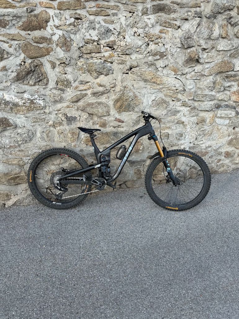 Gebrauchtes Propain SPINDRIFT 4 AL 29 Highend 2023 2023 Mountainbike, Schwarz, 29 — Bild 4 von 10