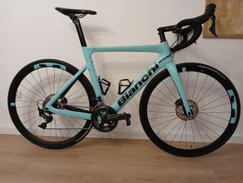 Bianchi, Aria Ultegra 2021