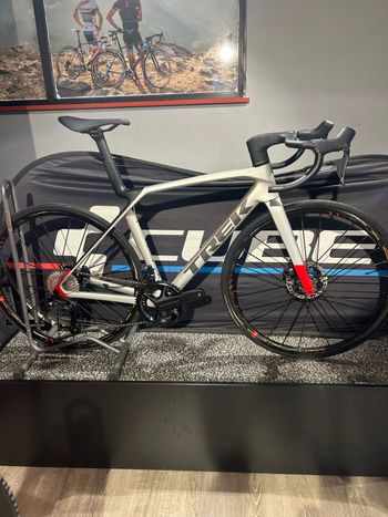 Trek, Madone SL 7 Gen 8 2025