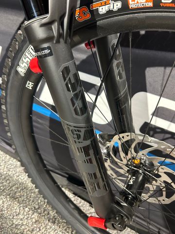 Tweedehands CUBE Stereo Shimano Deore XT 2024 Mountainbike — afbeelding 2 van 11