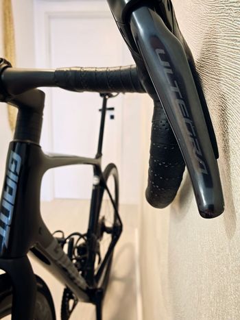 Used Giant Giant TCR Advanced M/L Custom (Ultegra Di2, Aeolus RSL, Berk Ploh, Garmin Rally RS200...) 2023 Road & Gravel — image 2 of 9