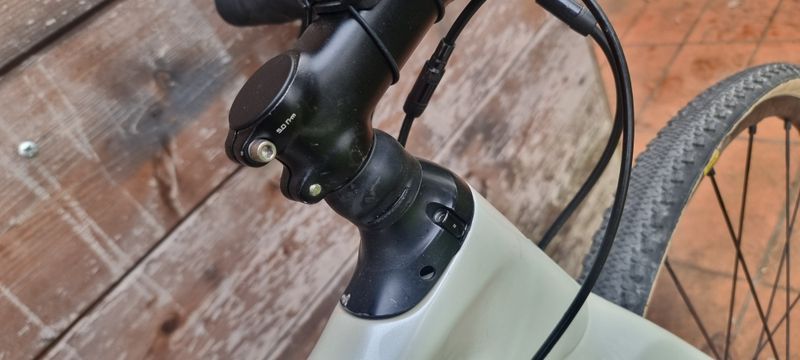Specialized Comp Carbon 2018 2018 Road & Gravel de segunda mano, Blanco — imagen 2 de 5