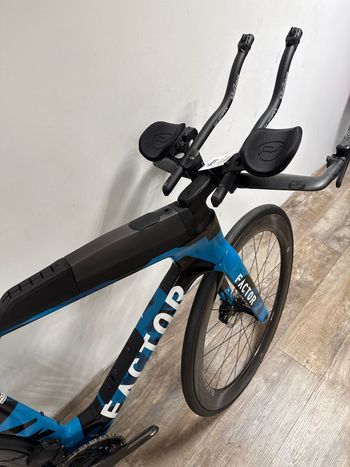 Used Factor SLiCK SRAM Force eTap AXS 2026 Road & Gravel, Blue — image 5 of 5