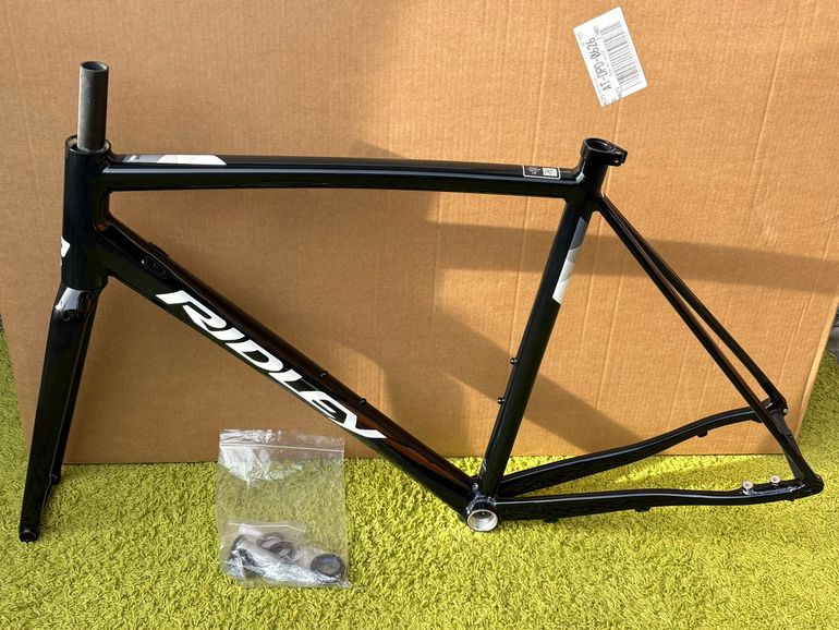 Used Ridley fenix sla Ridley fenix sla Custom Frameset 2023 Road & Gravel, Schwarz — image 3 of 7