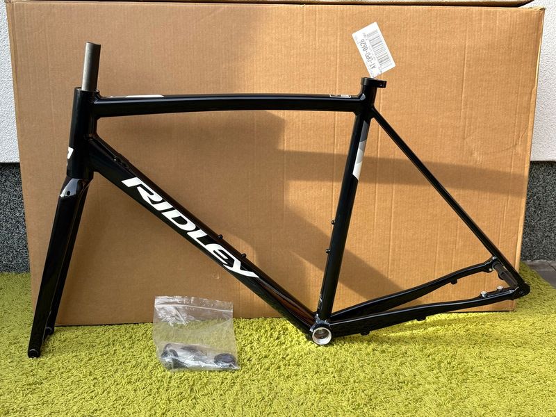 Used Ridley fenix sla Custom Frameset 2023 Road & Gravel, Black — image 4 of 7