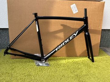 Used Ridley fenix sla Custom Frameset 2023 Road & Gravel, Black — image 2 of 7